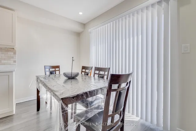 Additional image 16 of 34 Dredge Crt