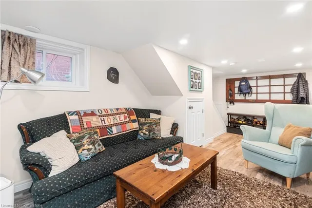 Additional image 27 of 18 Cliff Ave