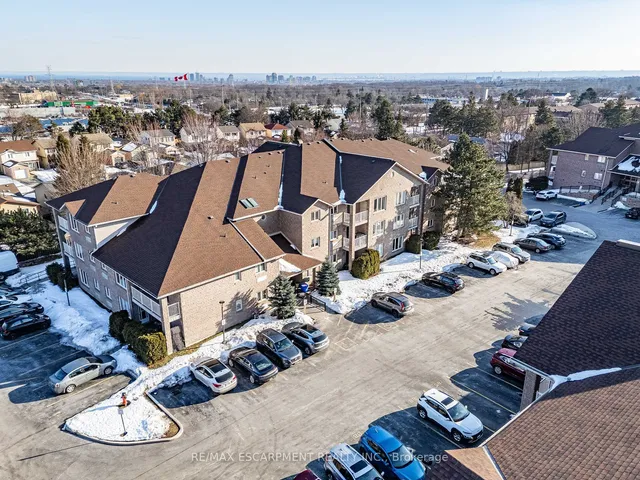 Additional image 22 of 3050 Pinemeadow Dr Unit 40