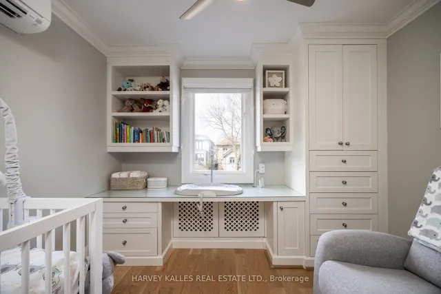 Additional image 24 of 42 Roe Ave