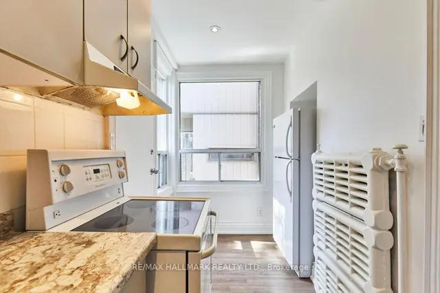 Additional image 9 of 47 Fulton Ave