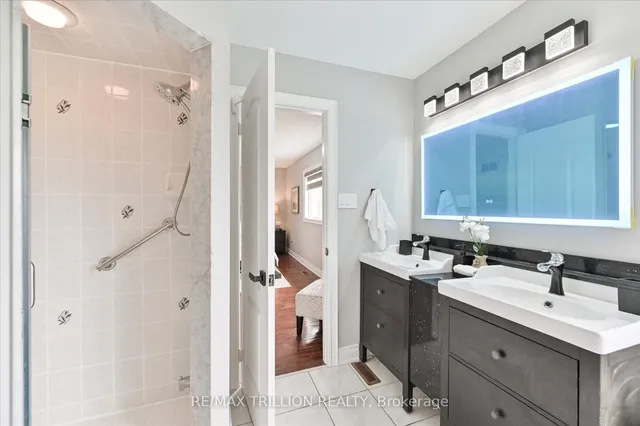 Additional image 25 of 611 Staines Rd