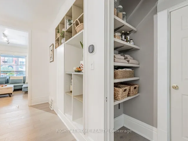 Additional image 13 of 547 Saint Clarens Ave