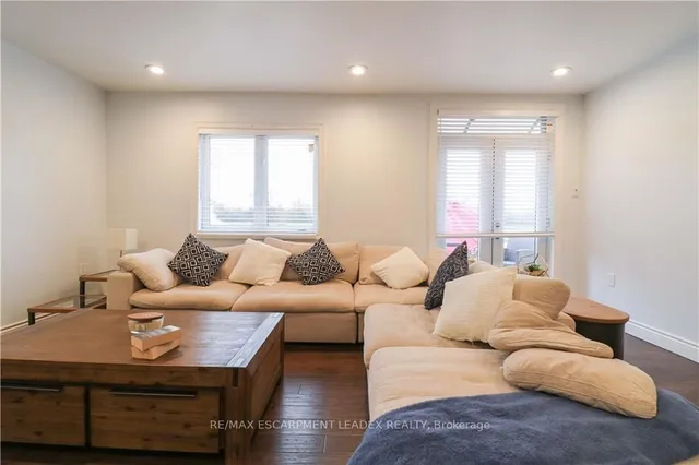 Additional image 16 of 298 SECOND Rd