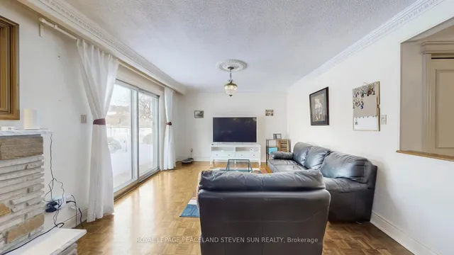 Additional image 23 of 56 Bickerton Cres