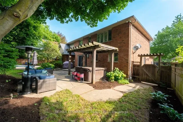 Additional image 40 of 954 Wintergreen Pl