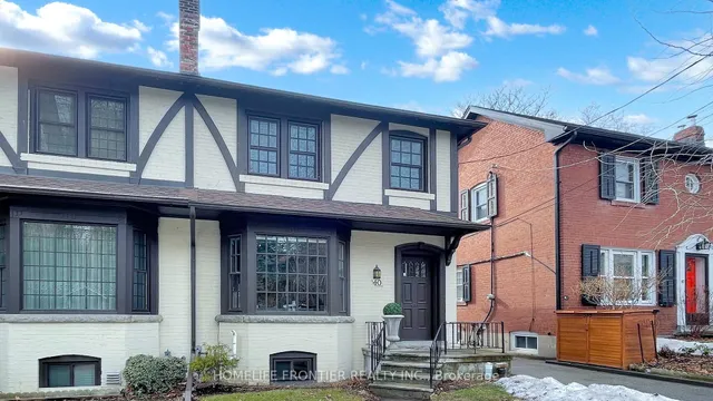 Additional image 3 of 40 Indian Road Cres