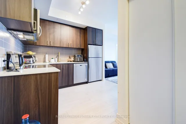 Additional image 20 of 8010 Derry Rd Unit 901