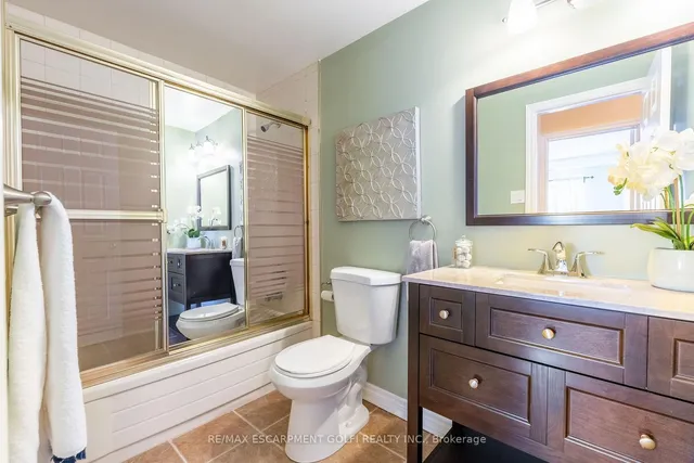 Additional image 18 of 416 LIMERIDGE Rd Unit 109