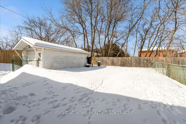 Additional image 33 of 392 East 43rd St