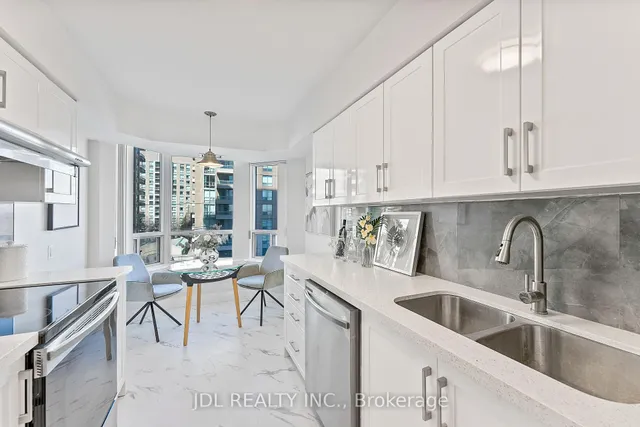 Additional image 4 of 35 Finch Ave Unit 605