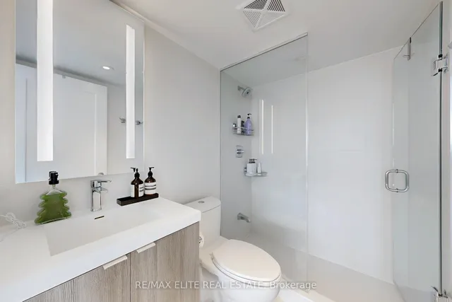 Additional image 13 of 585 Bloor St Unit 2418