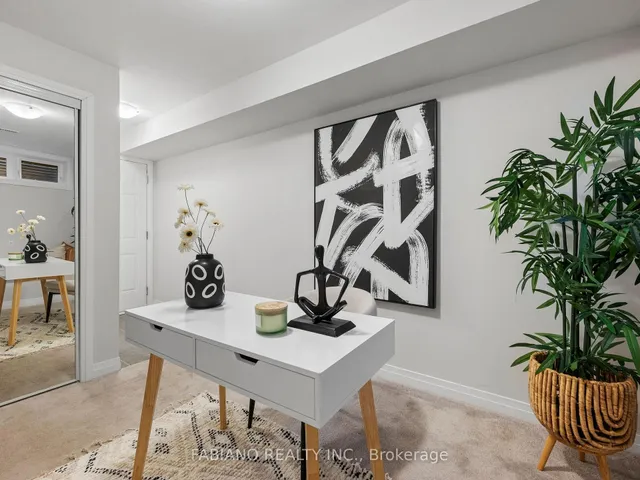 Additional image 35 of 55 Thomas Mulholland Dr Unit 8