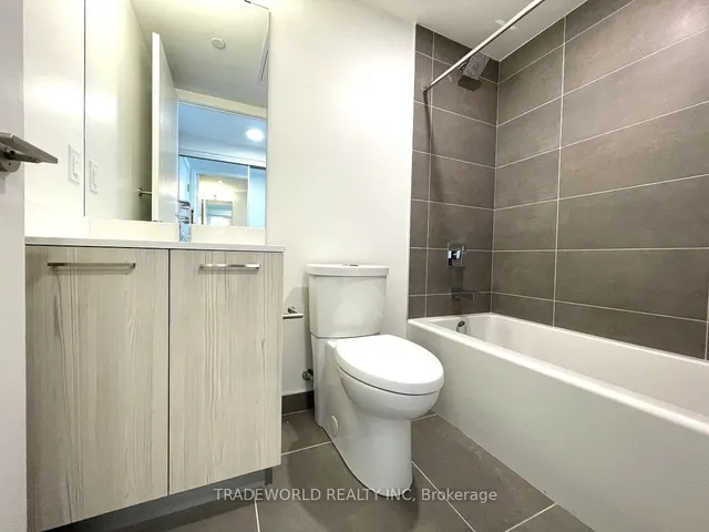 Additional image 13 of 65 Mutual St Unit 1707