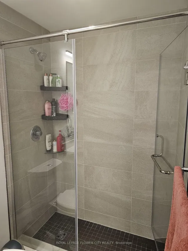 Additional image 15 of 741 King St Unit 309