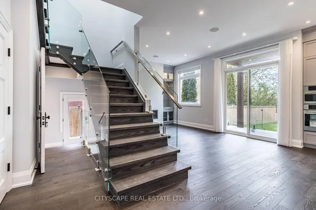 Additional image 10 of 4 Birchlawn Ave