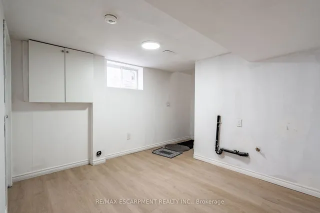 Additional image 25 of 19 Winthrop Pl