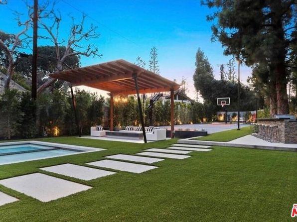 5301 Amestoy Ave, Encino, CA 91316