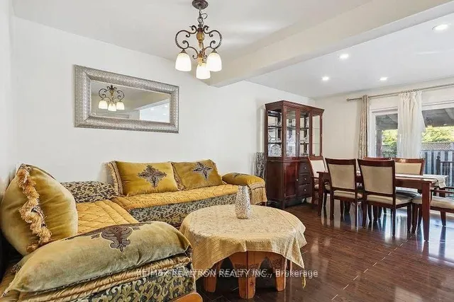 Additional image 11 of 1 Saraband St