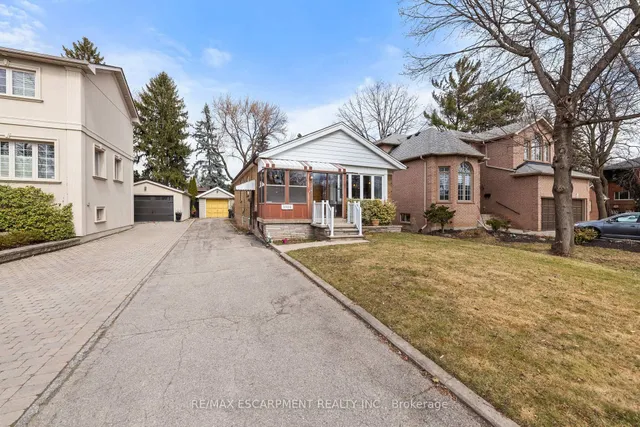 Additional image 3 of 3908 Bloor St