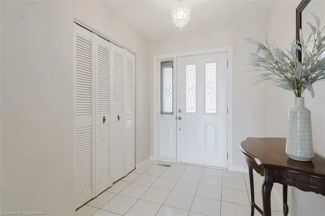 Additional image 8 of 574 Louise Dr