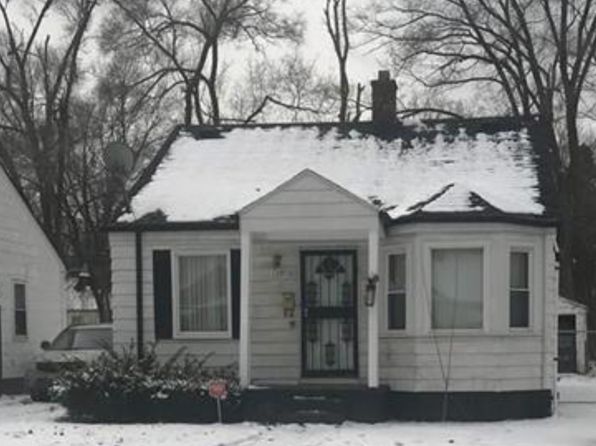 19505 Glastonbury Rd, Detroit, MI 48219