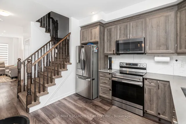 Additional image 16 of 575 Woodward Ave Unit 24