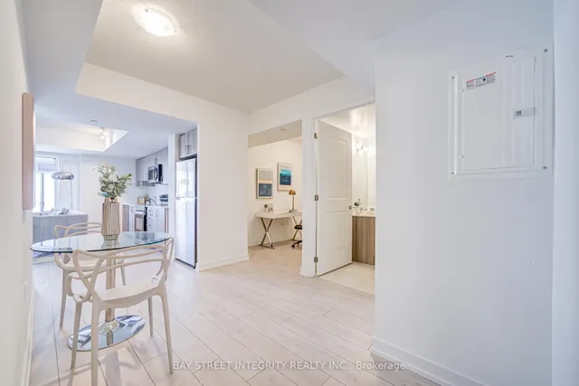 Additional image 10 of 556 Marlee Ave Unit 304