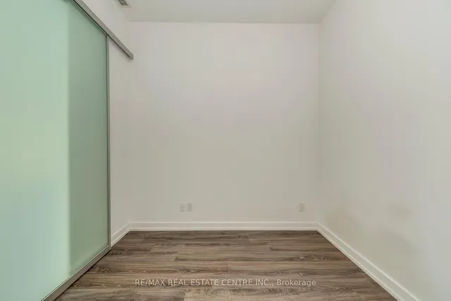 Additional image 25 of 20 Edward St Unit 406