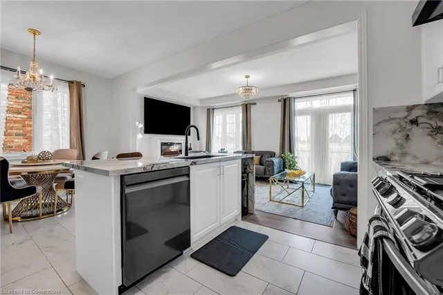 Additional image 15 of 22 Holcomb Terr