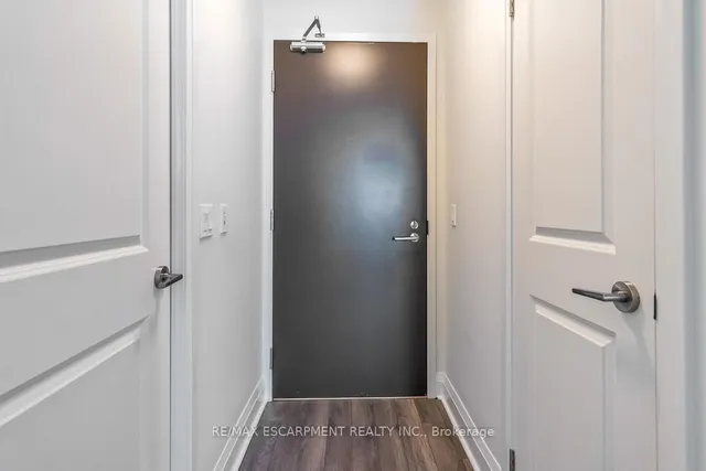 Additional image 22 of 15 Zorra St Unit 1608