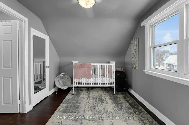 Additional image 24 of 12 BURNS Pl