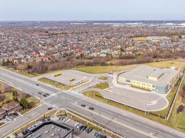 Additional image 44 of 22 Mistdale Cres