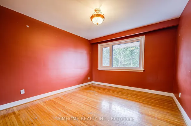 Additional image 23 of 12 Sorrel Crt