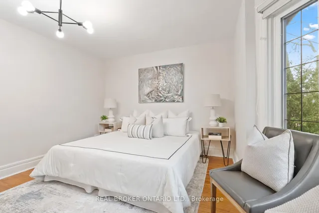 Additional image 16 of 51 Seymour Ave