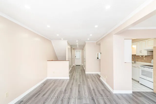 Additional image 16 of 14 Derby St Unit 35