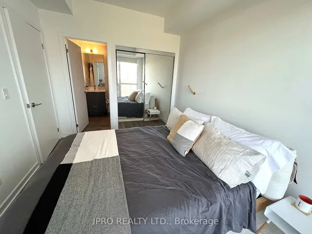 Additional image 12 of 32 Forest Manor Rd Unit 706