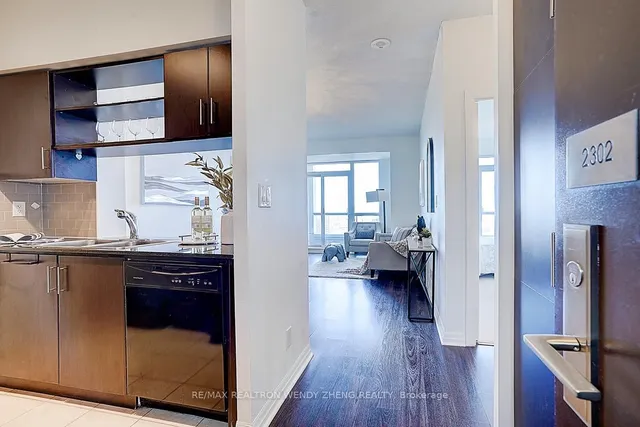 Additional image 4 of 30 Herons Hill Way Unit 2302