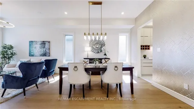 Additional image 8 of 382A Southcote Rd