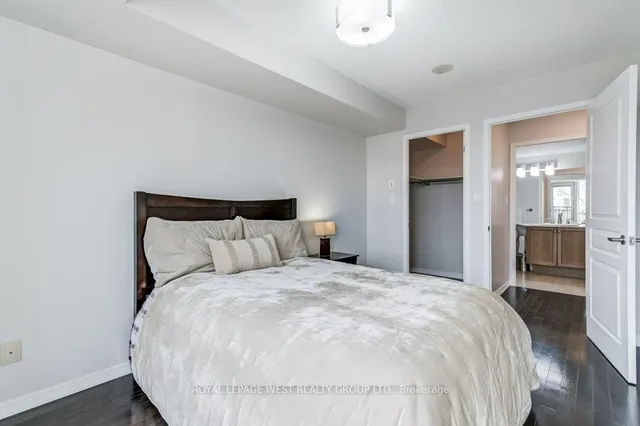 Additional image 12 of 308 Palmerston Ave Unit 403