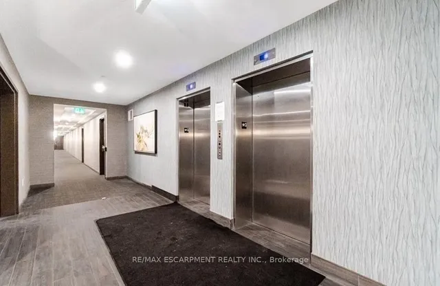 Additional image 5 of 450 Dundas St Unit 417