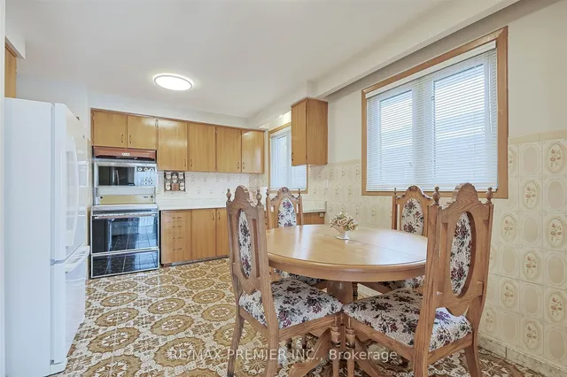 Additional image 6 of 9 Rockbank Cres