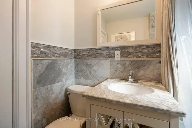 Additional image 14 of 541 Eastern Ave