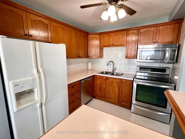Additional image 16 of 75 Glenburn Crt Unit 808