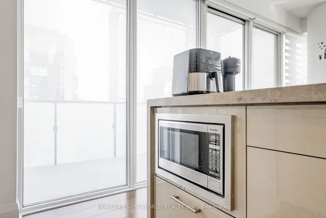 Additional image 24 of 1080 Bay St Unit 2410