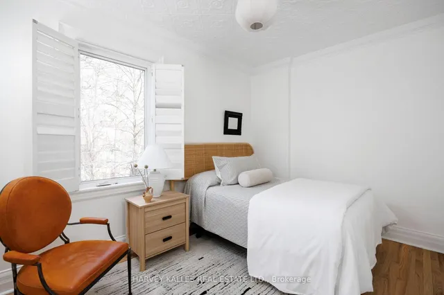 Additional image 23 of 11 Hawthorn Ave