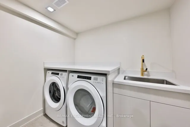 Additional image 30 of 55 West 22nd St