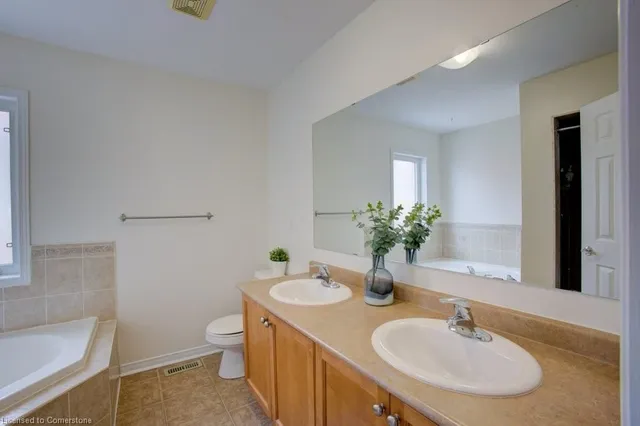 Additional image 23 of 27 Portrush Trail