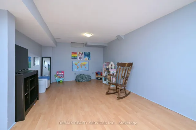 Additional image 26 of 7 Norma Cres