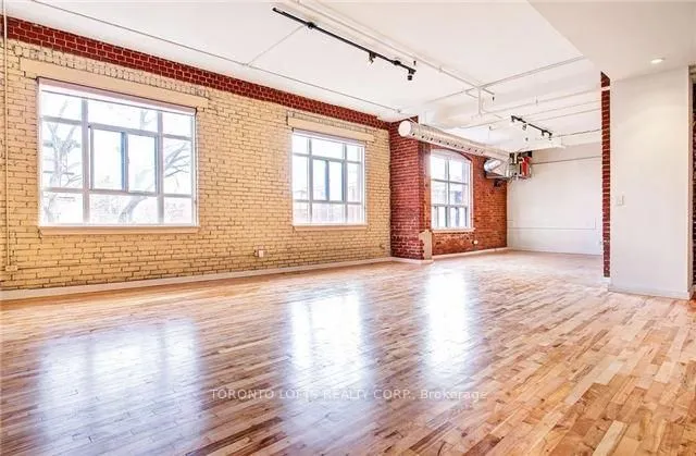 Additional image 2 of 426 Queen St Unit 204